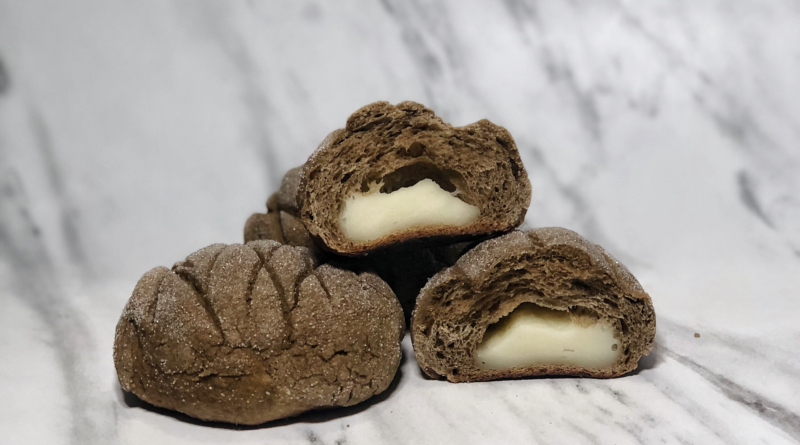 Hojicha mochi melon pan - likebyregina